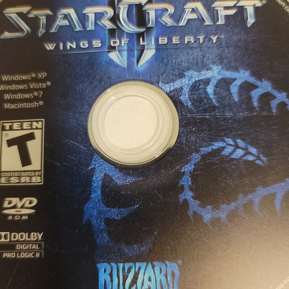 2010 StarCraft II Wings of Liberty strategy game compatible with Mac and Windows - Picture 9 of 11